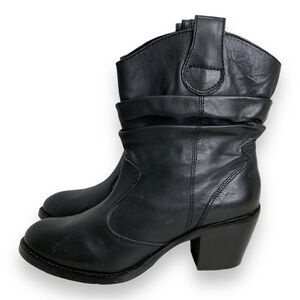 Archuro Chiang - Black Western Look Slouchy Ankle Boot - Size 8